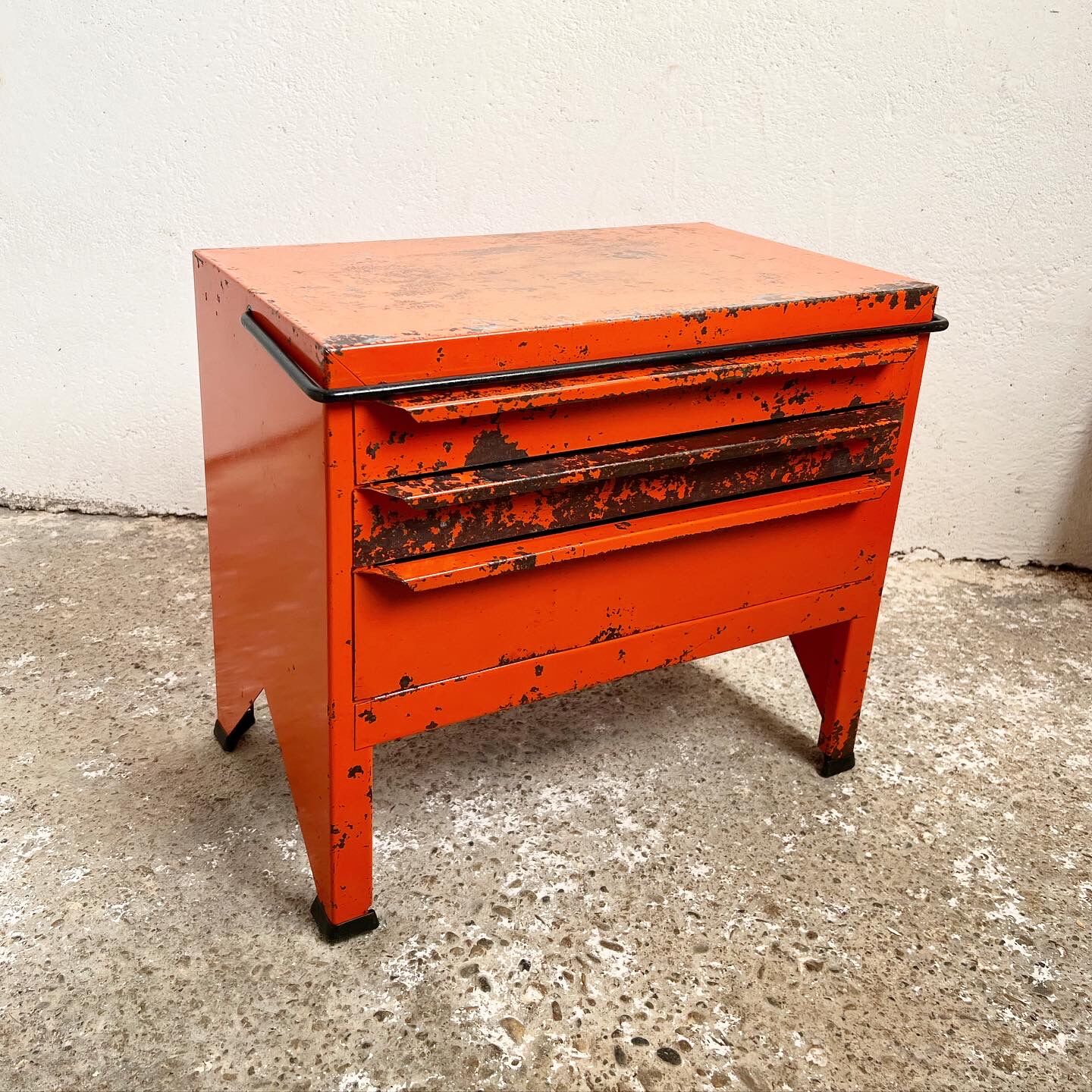 Tool box - workshop maid - vintage orange