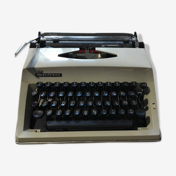 Machine à écrire Triumph Adler Contessa de Luxe