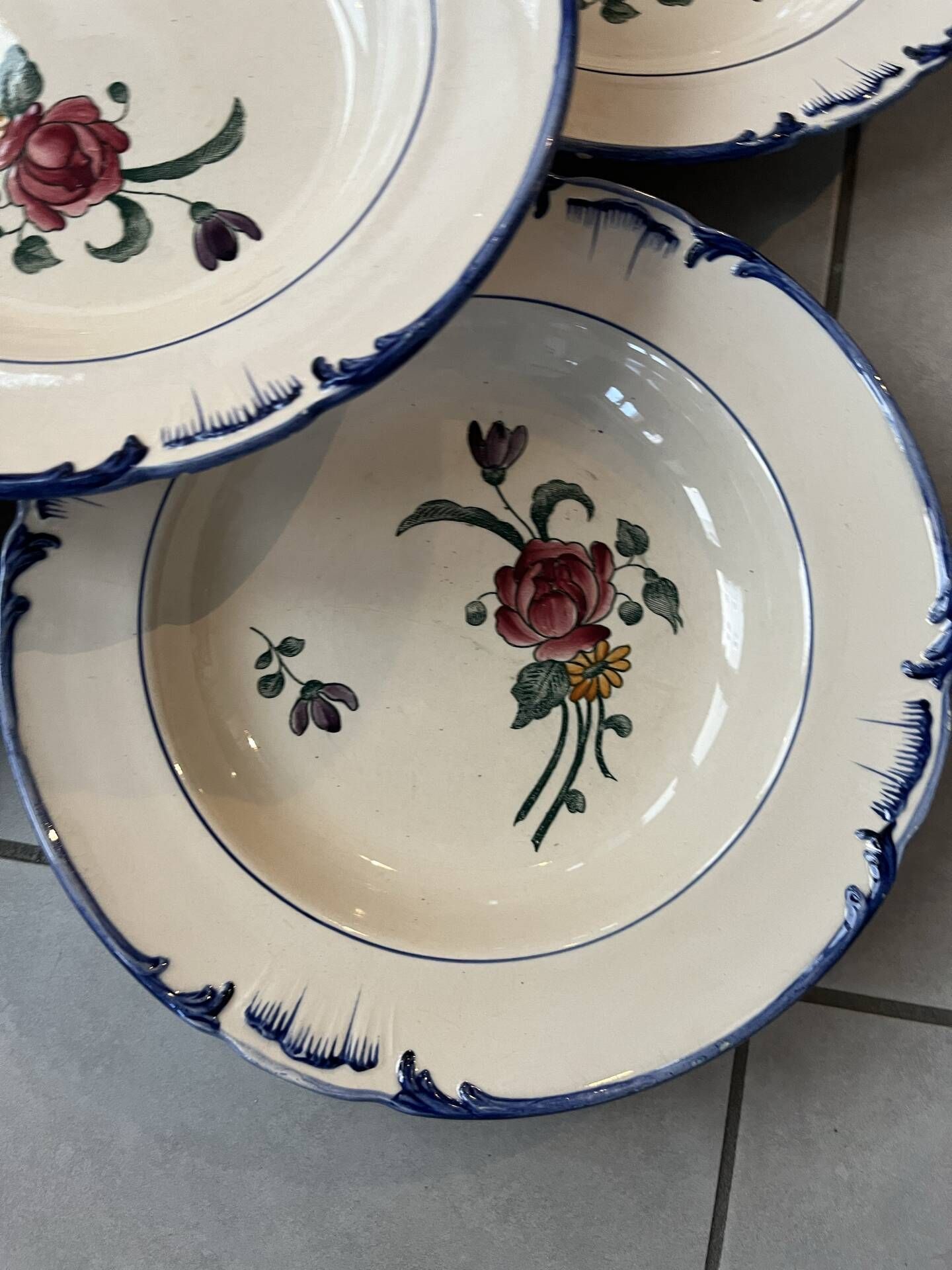Set of 6 polychrome deep plates "Velars" Longchamp
