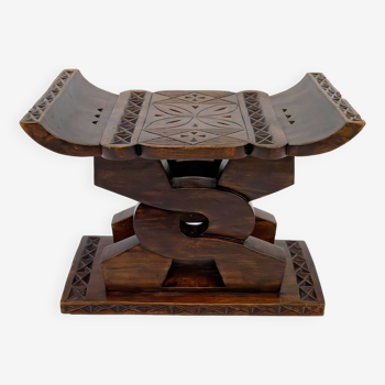 Ghanaian Ashanti 'Wisdom Knot' stool, Africa, mid-20th century