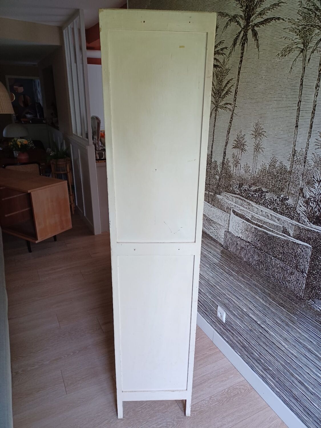 Vintage Parisian wardrobe