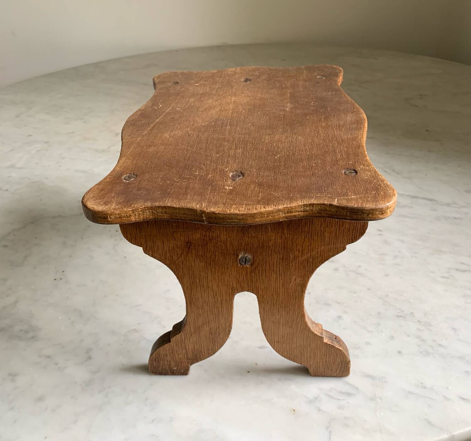 Plant stand footrest