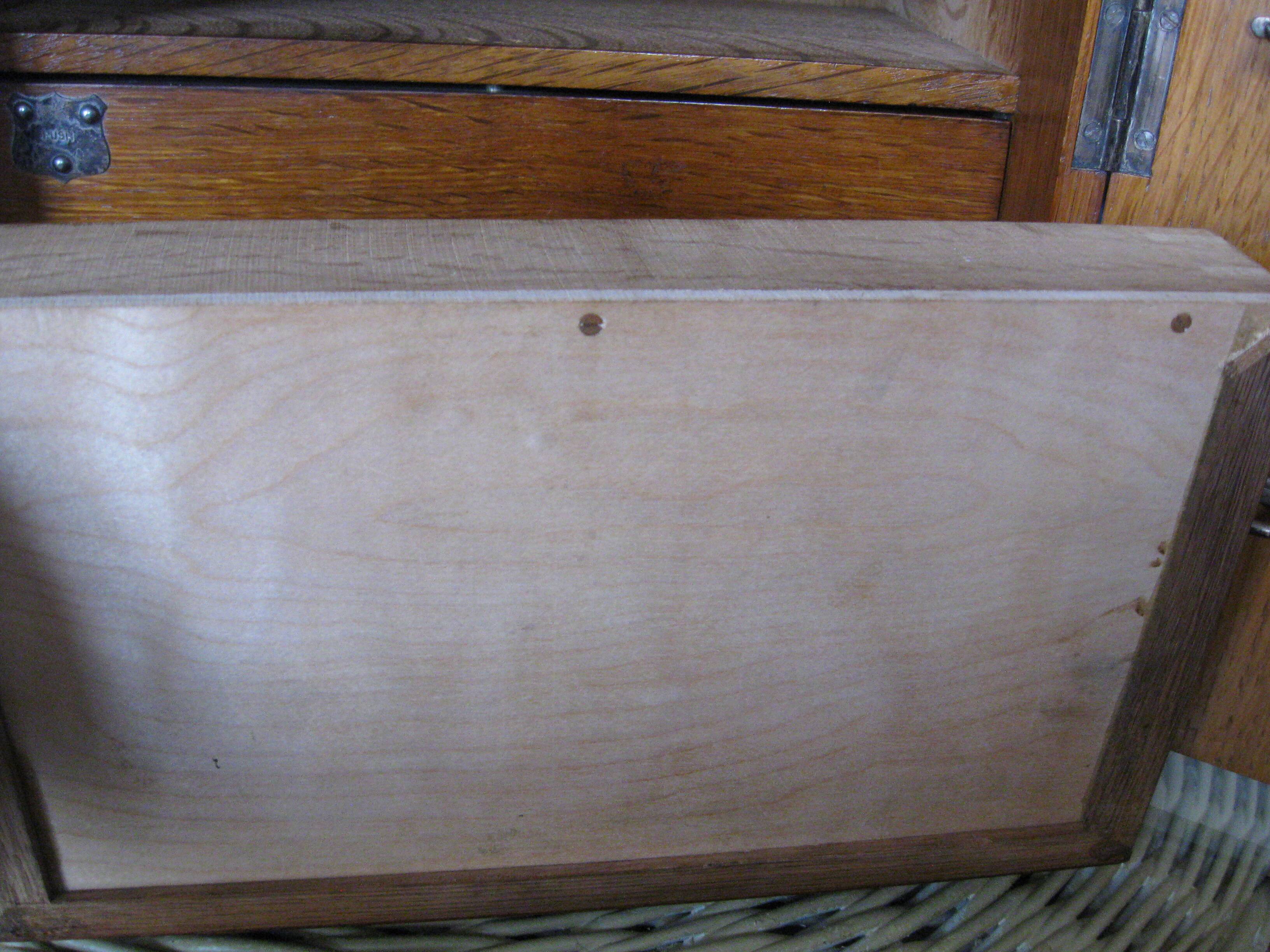 Edwardian Smoking Cabinet in Oak and Marquetry