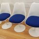 Chaises Tulip blanche par Eero Saarinen pour Knoll 1960