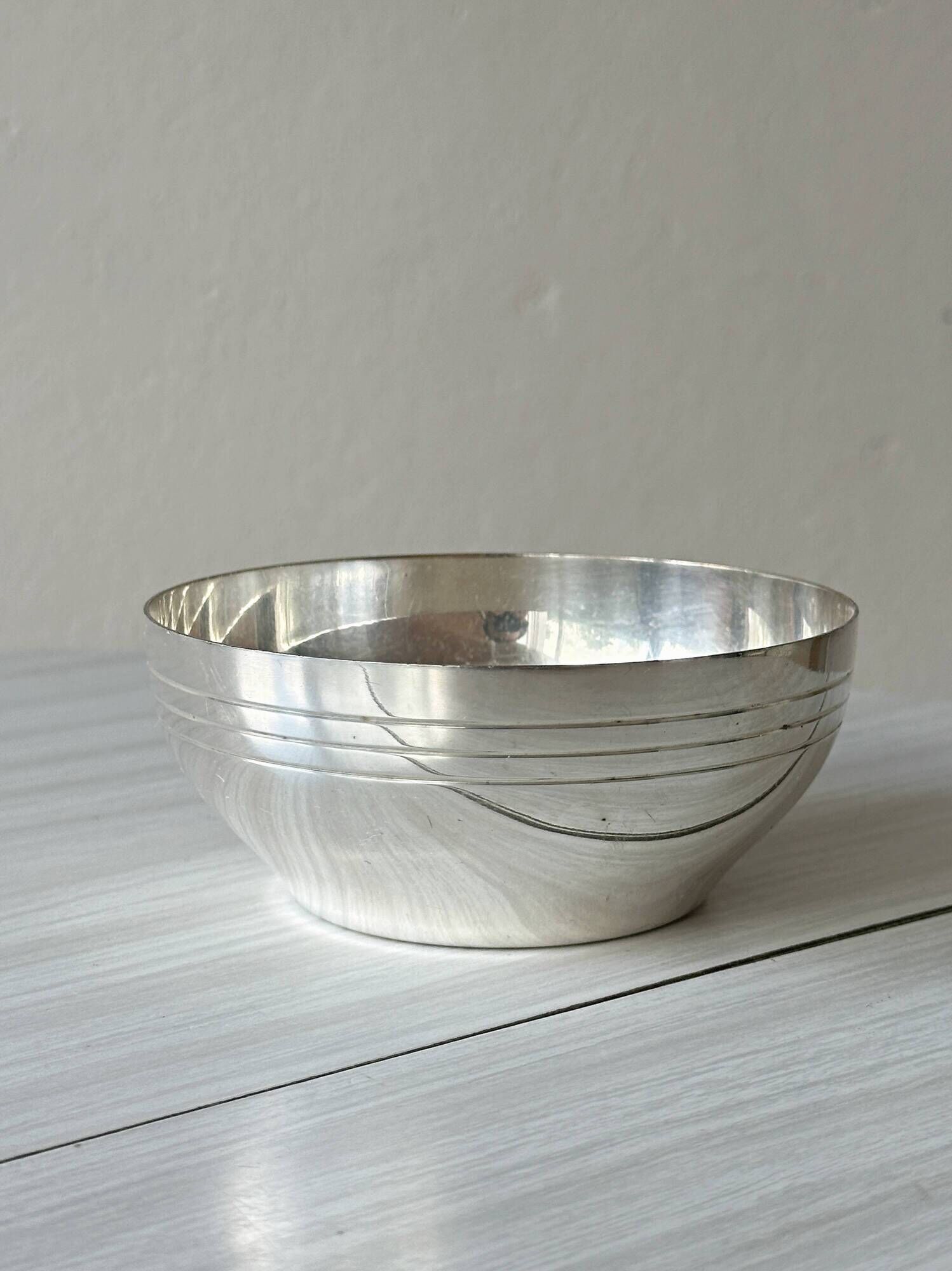 Small vintage silver-plated bowl