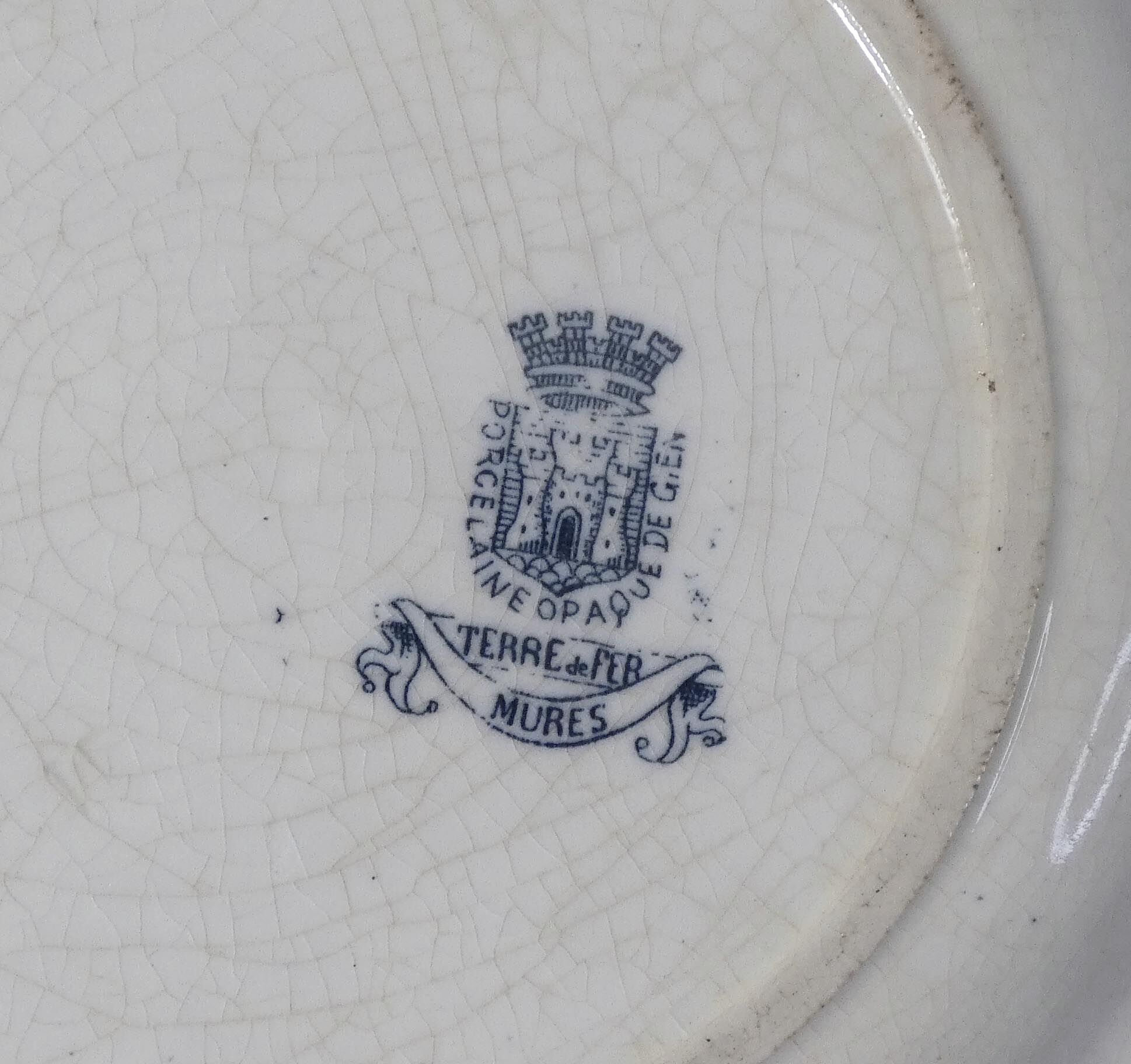 Flat plate earth of iron mures