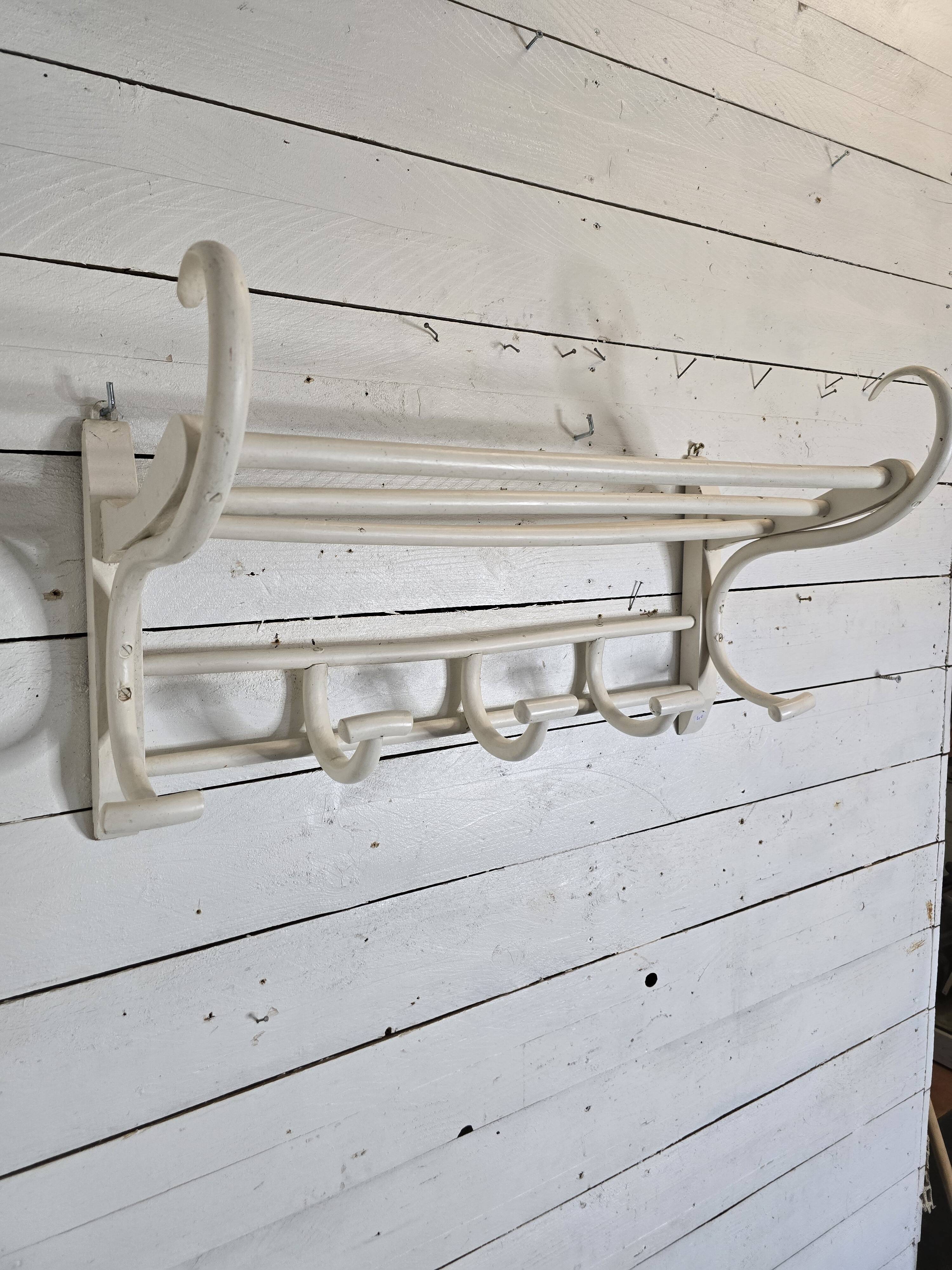 Mahieu curved wooden coat rack