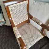 Children's armchair.