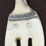 Silver metal cutlery set