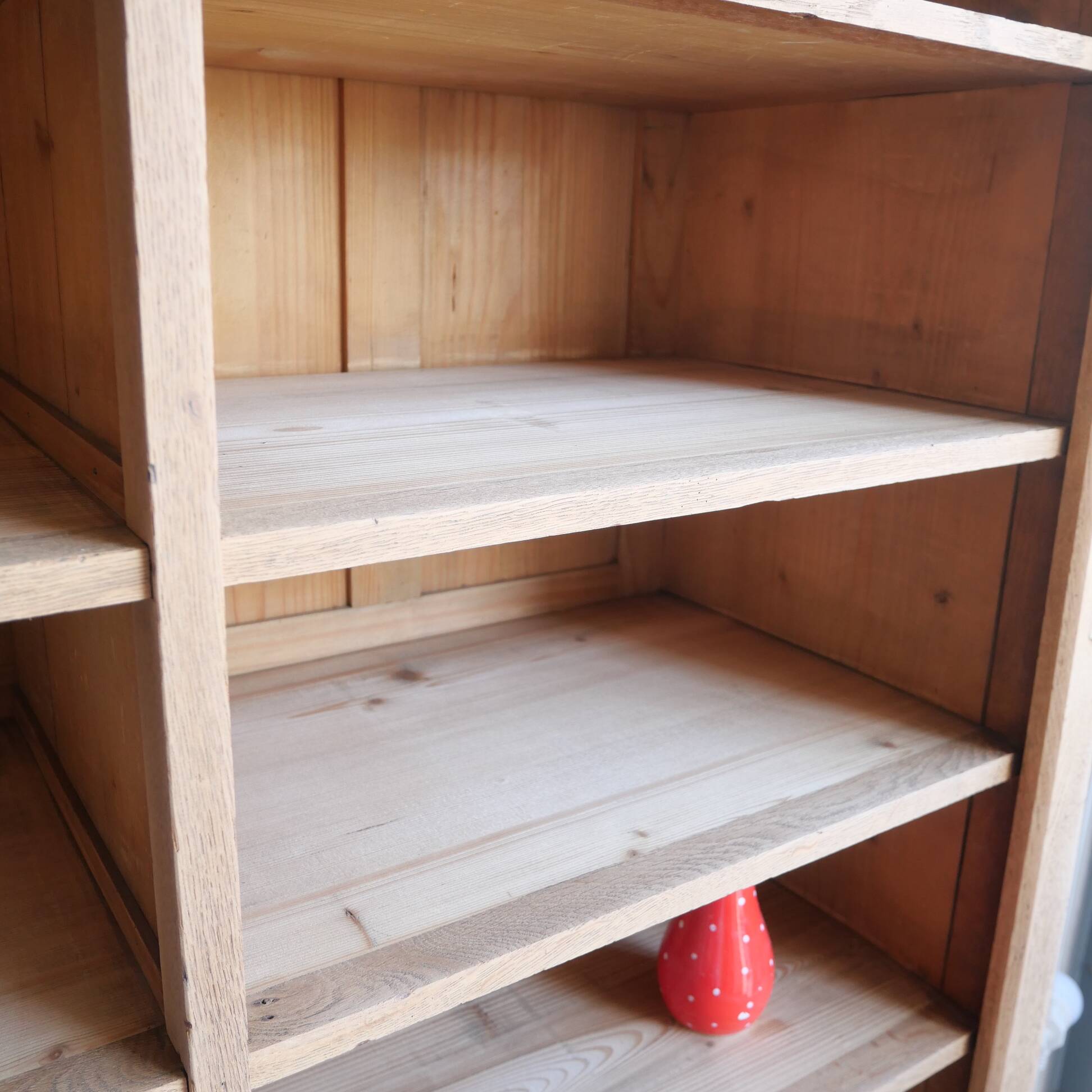 Meuble à casiers en chêne