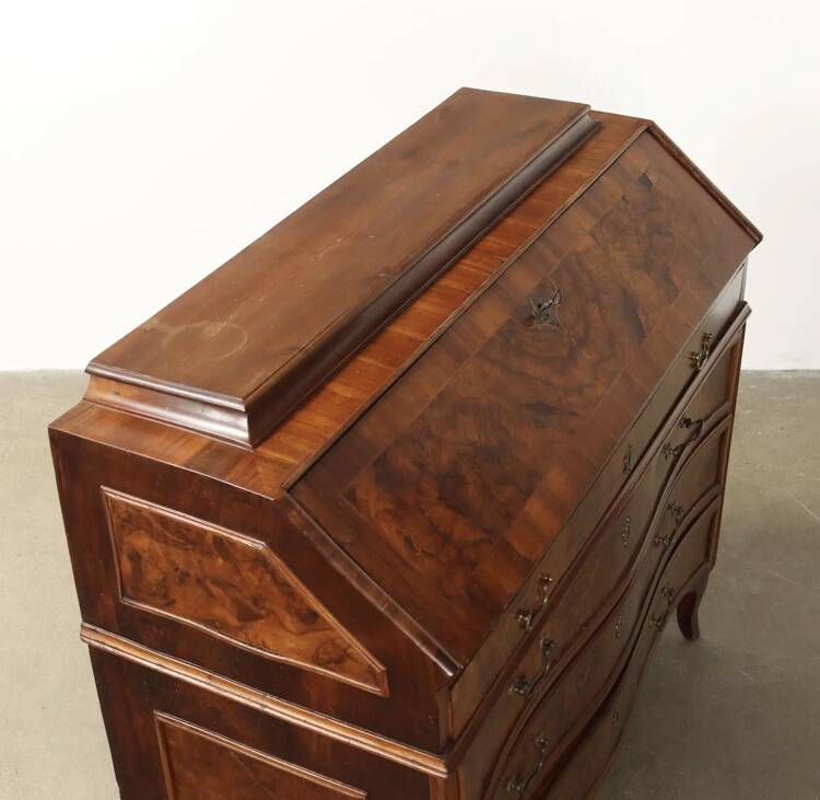 Antique Baroque Walnut Furniture 3 Drawers Italy 18th Century