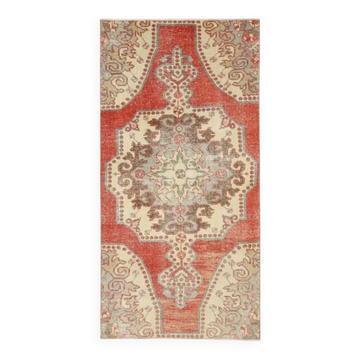 Tapis couloir vintage turc Oushak fait main en laine et coton rouge des années 1970, 98x195.