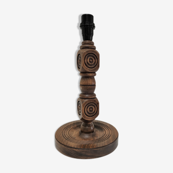 Solid wood lamp decorated with vintage hollow circles