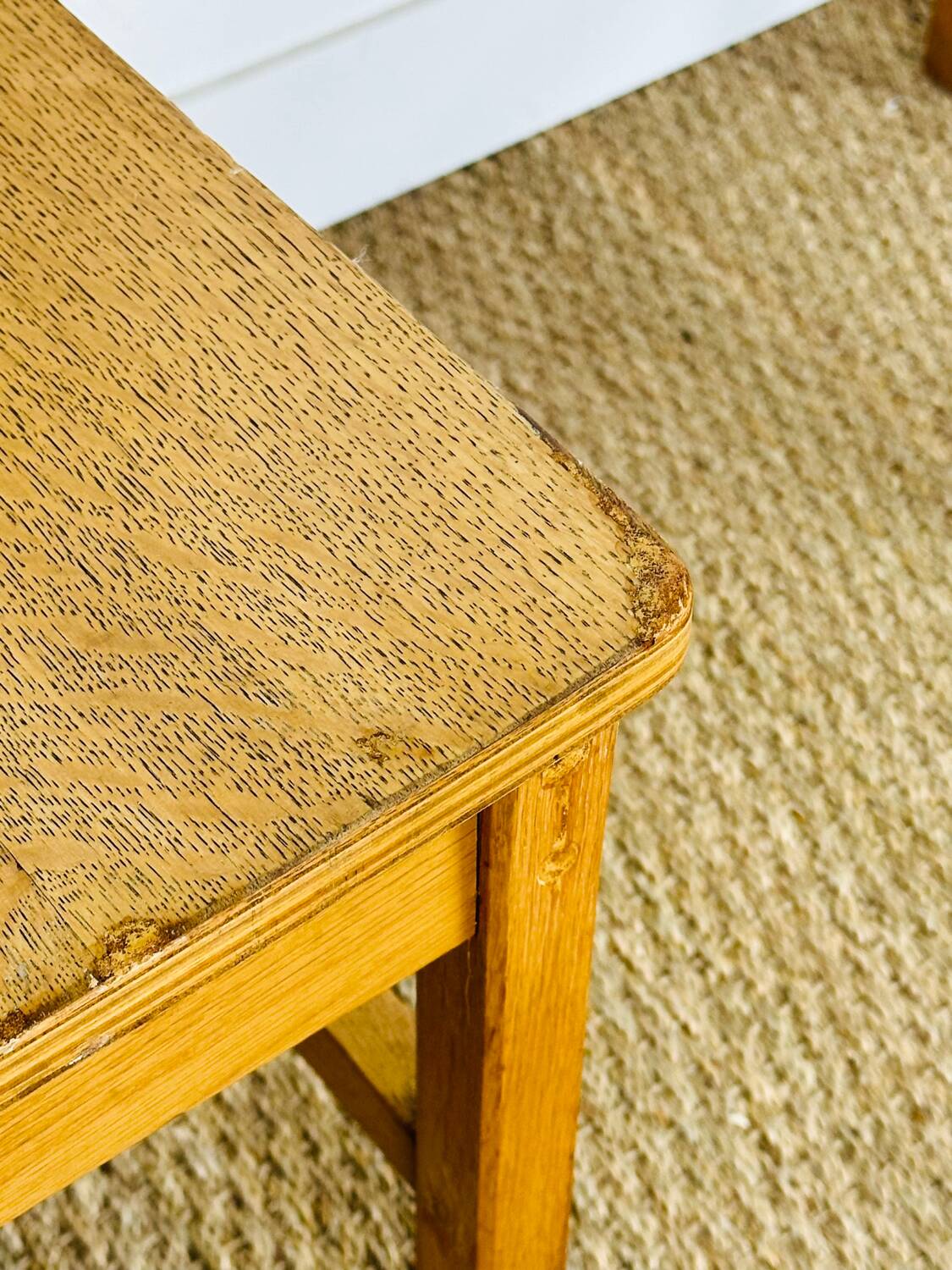 6 vintage oak chairs from the 1960s