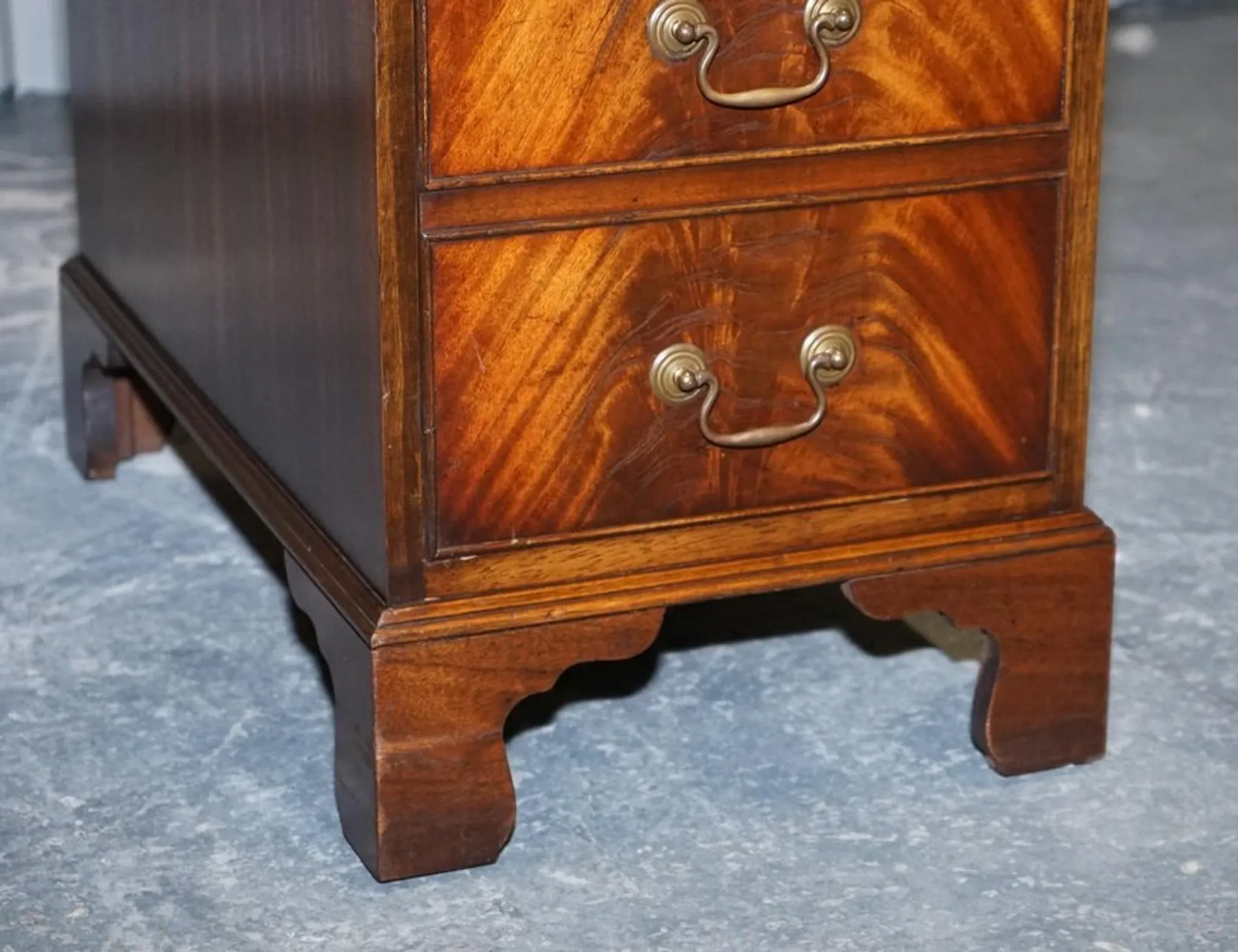 Vintage Green Hunter Leather Pedestal Desk by Bevan Funnell