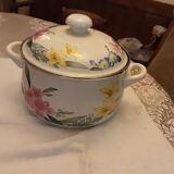 Villeroy et boch flowered enamel sheet tunk