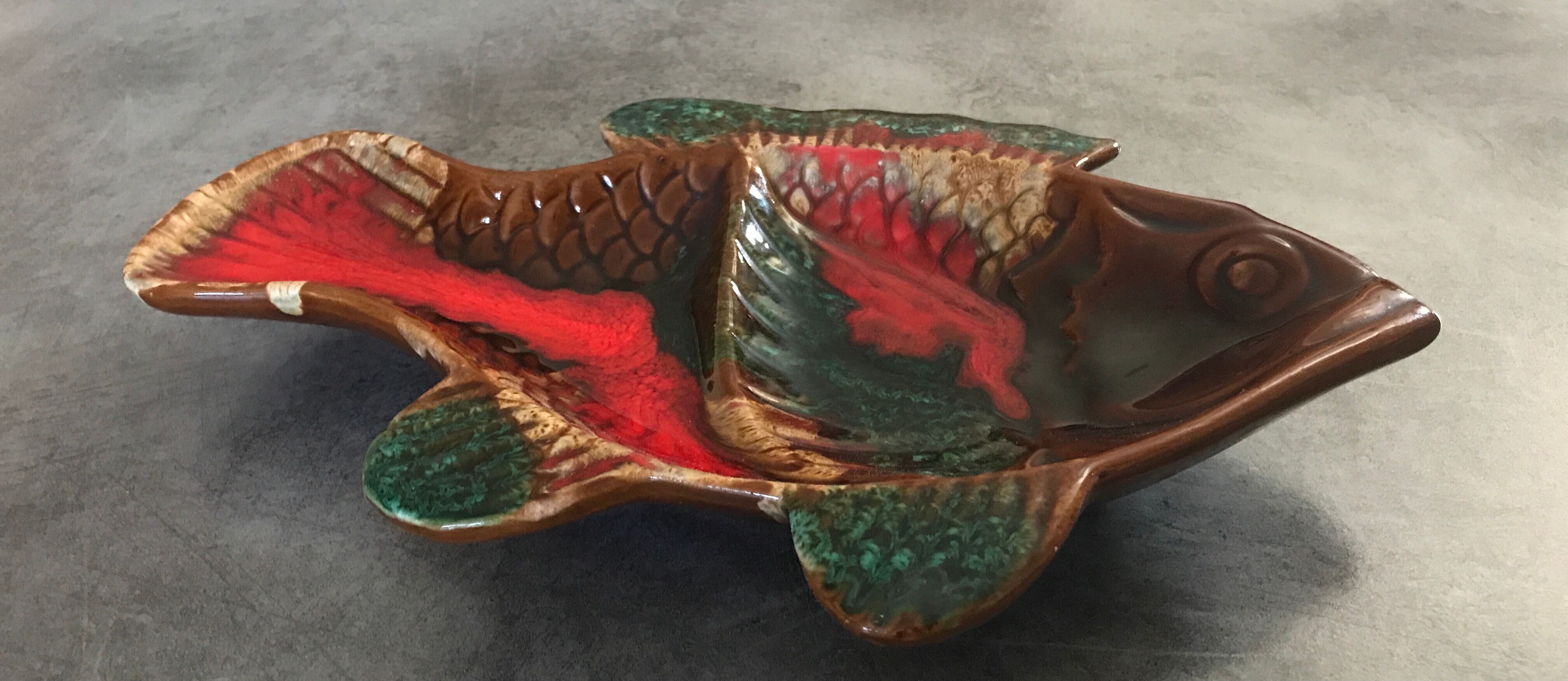Dish with compartments for aperitif in Vallauris ceramic, vintage fish shape, 34 cm