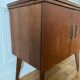 Meuble d’appoint vintage pieds compas