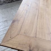 Table de ferme merisier pieds galbés XIXème
