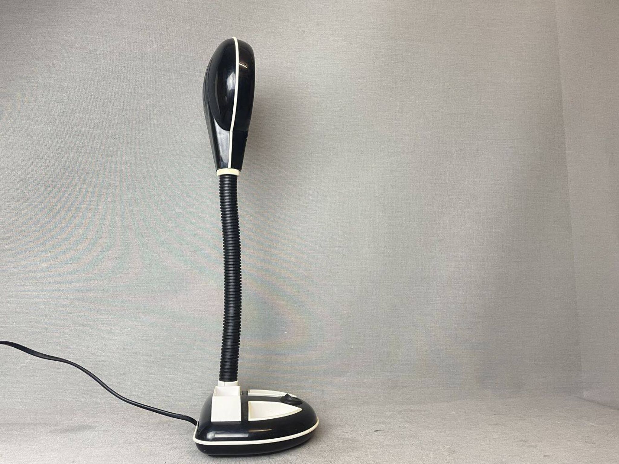 Japanese Designer goose neck desk lamp by Kyoji Tanaka