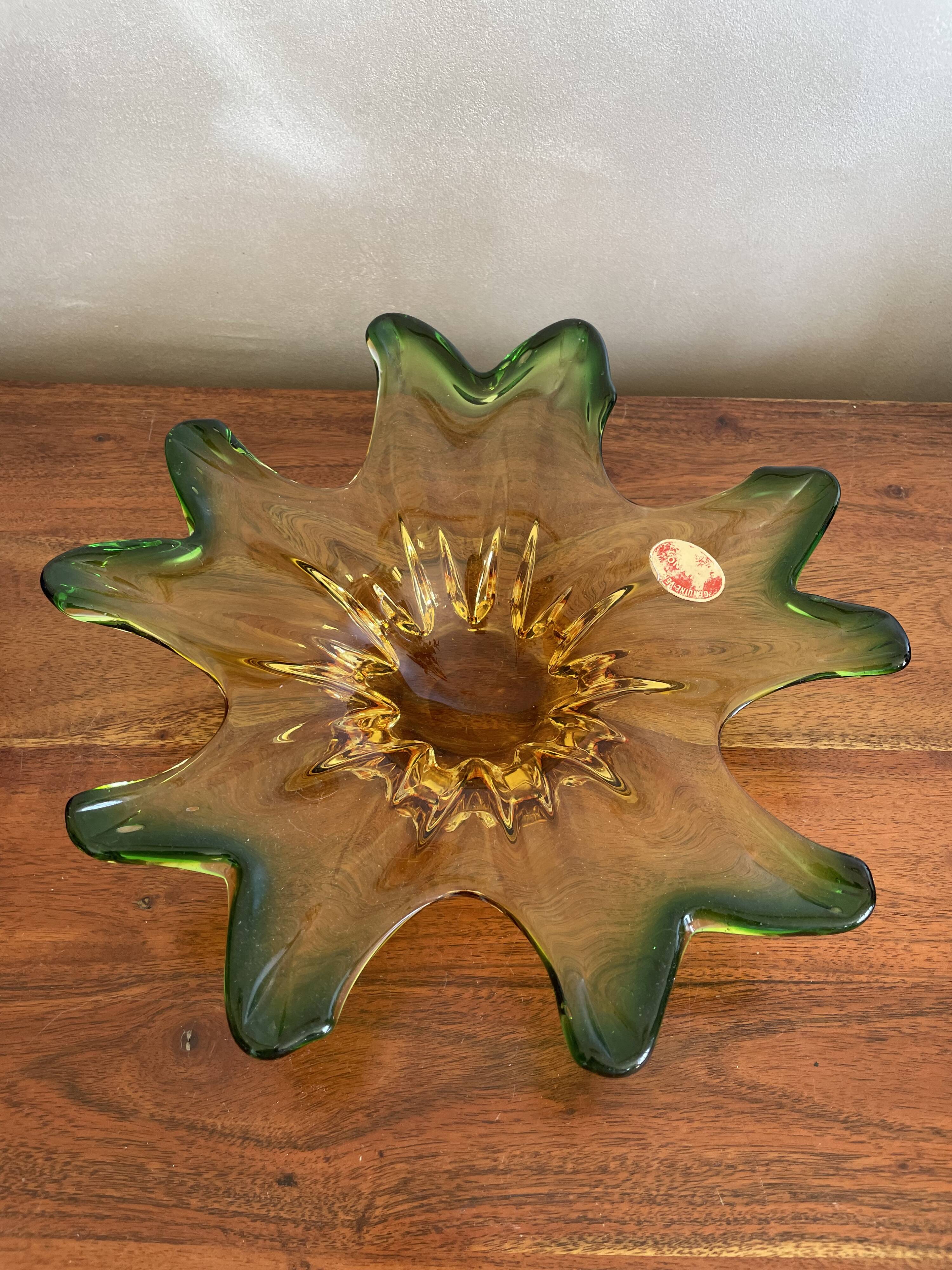 Flower cup, Murano glass leaf