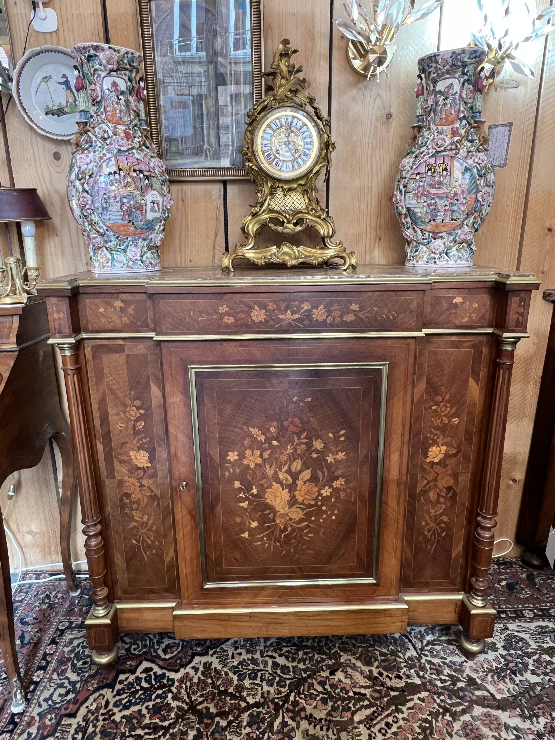 Napoleon III sideboard, rosewood and floral marquetry, 19th century