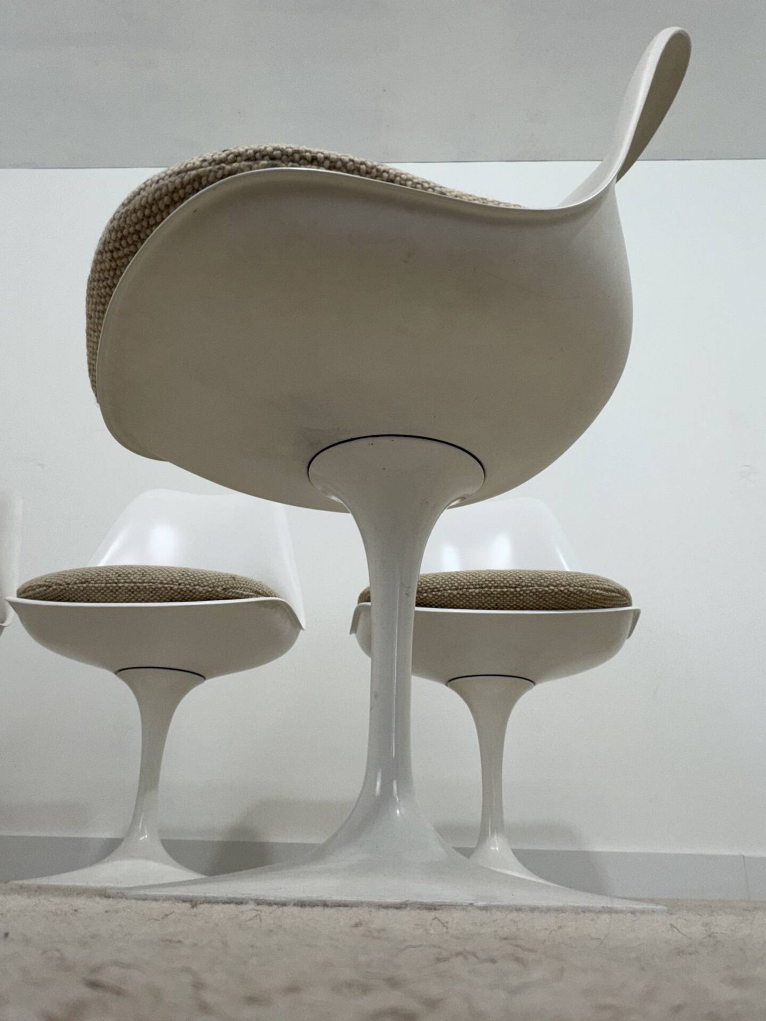 Set of 4 Tulip chairs by Knoll – Eero Saarinen – 1960s/70s