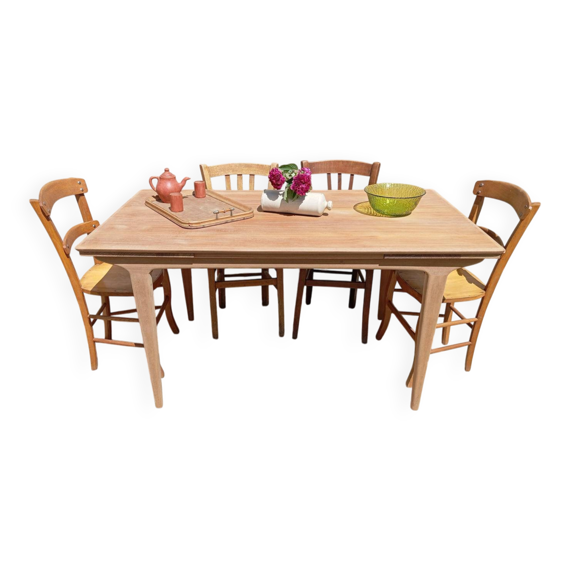 Scandinavian table