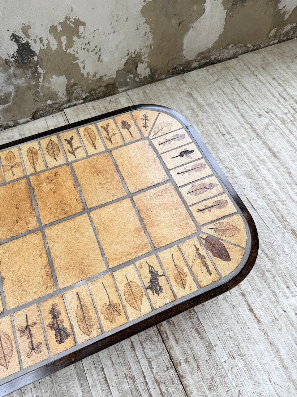 Capron “herbarium” oval coffee table