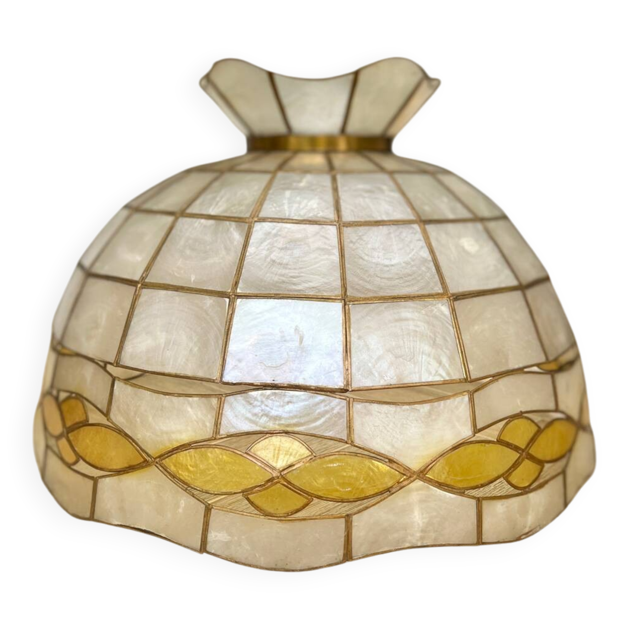 Mimosa mother-of-pearl pendant light