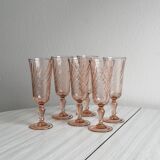 Set of 6 translucent pink twisted glasses