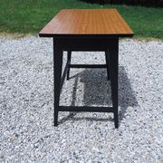 Compass leg desk