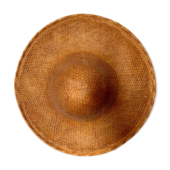 Decorating hat in caning