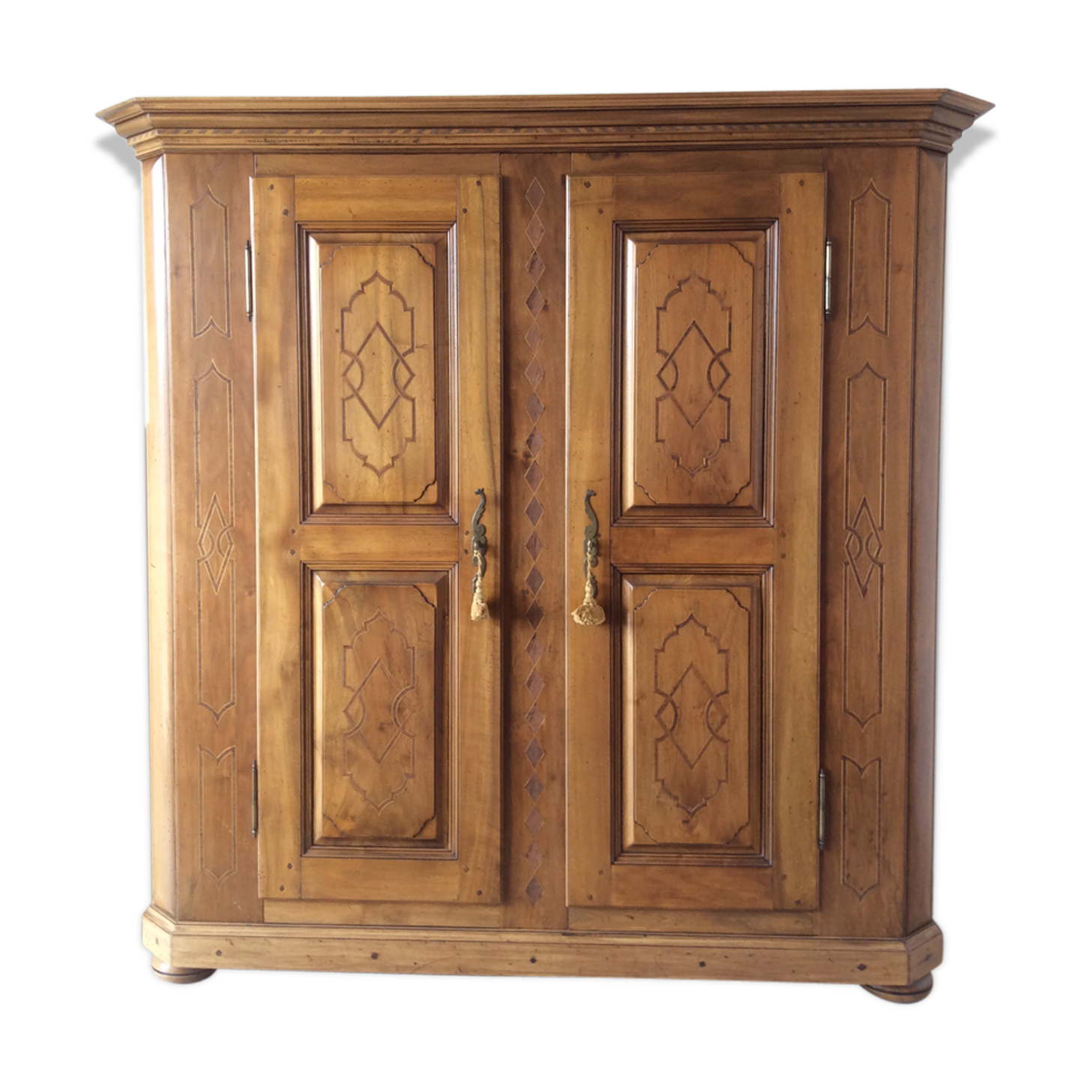 Armoire ancienne Alsacienne marquetée