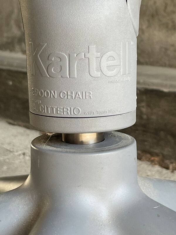 Fauteuil de bureau Kartell modèle spoon
