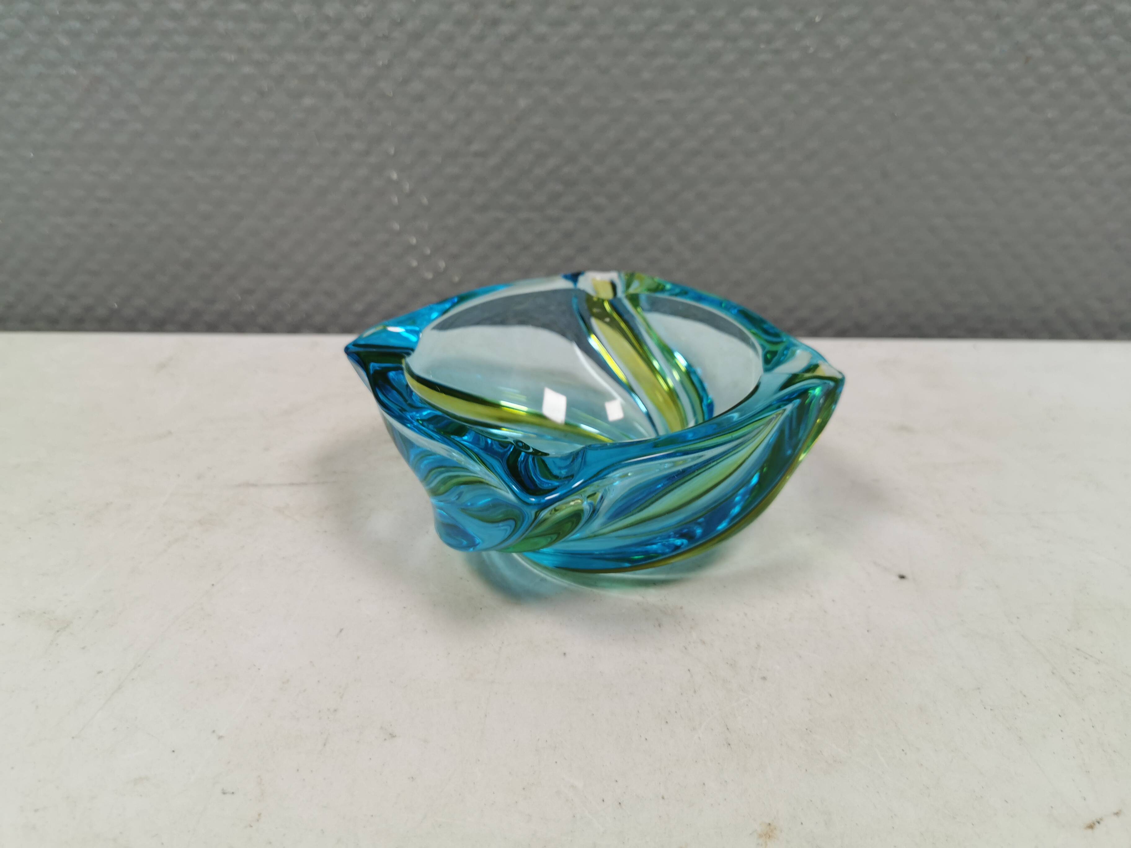 Beautiful ashtray in multicoloured glass. We guess Italy, 1980s.