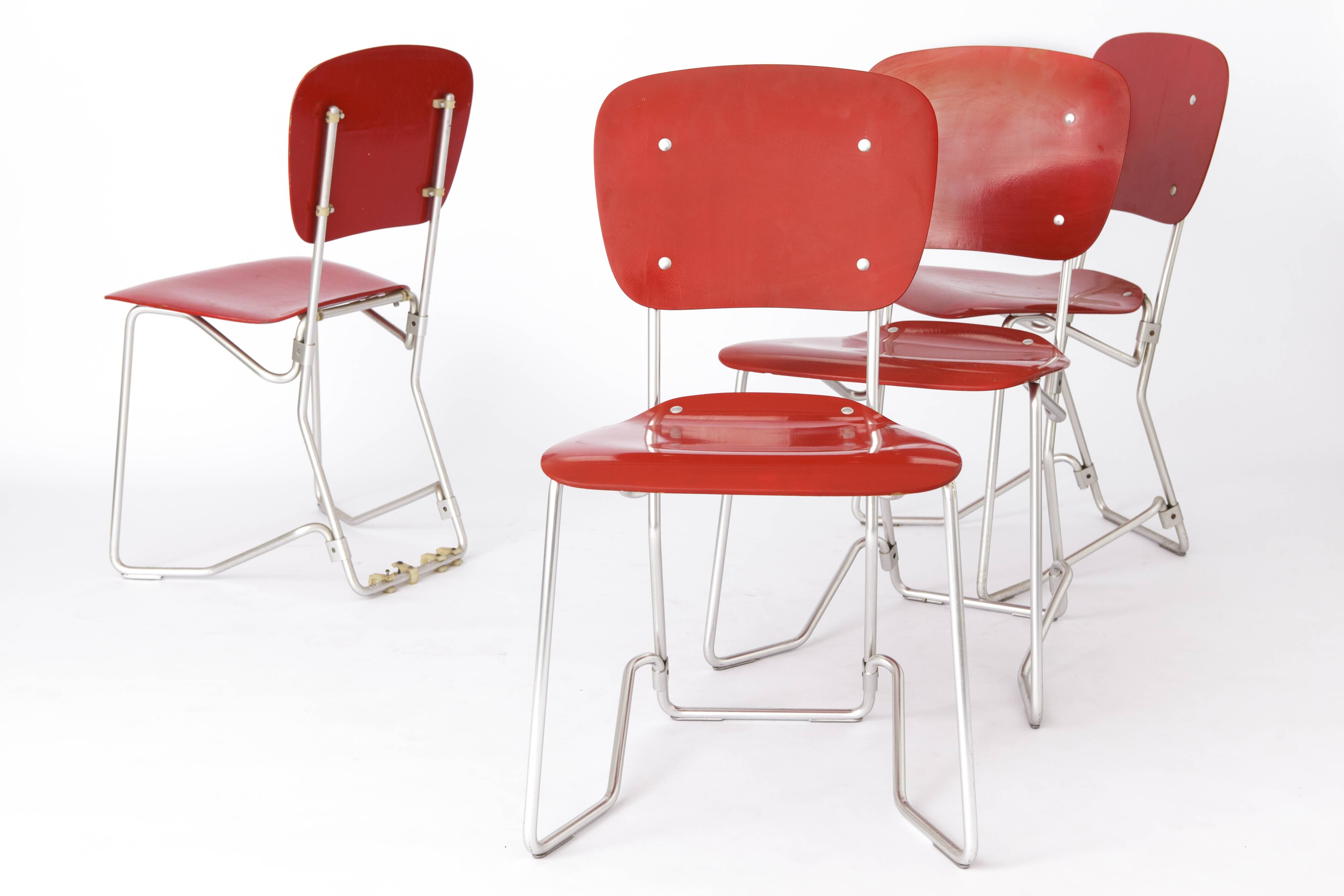 Ensemble de 4 chaises empilables d'Armin Wirth, modèle Aluflex, 1951 Allemagne