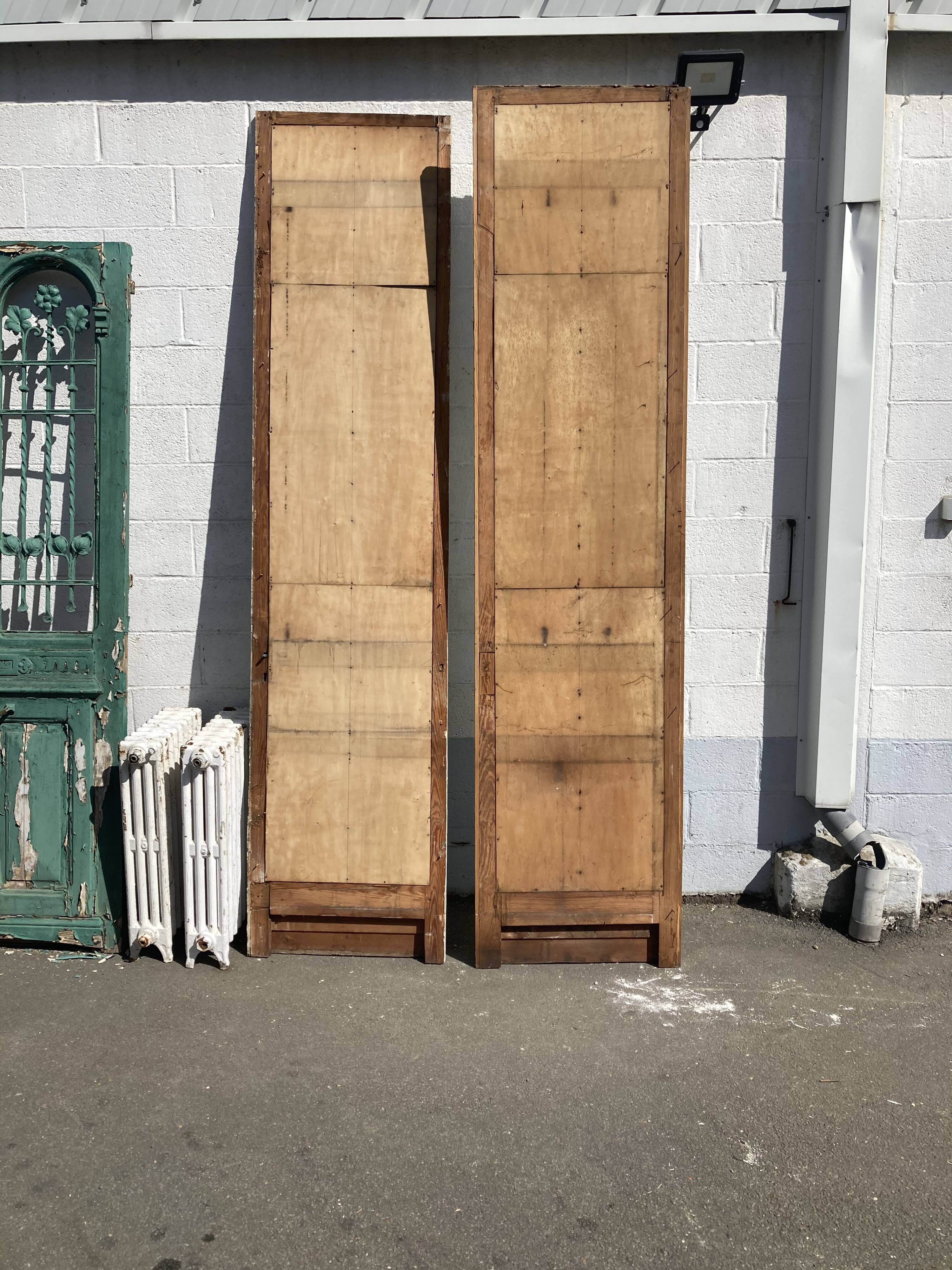 Former double bevelled mirror door
