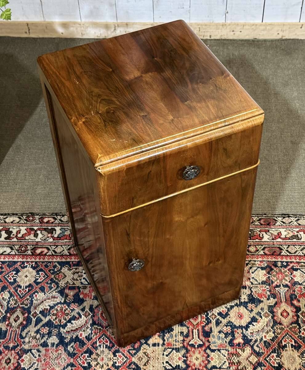 English Art Deco bedside table from the 1950s in walnut.