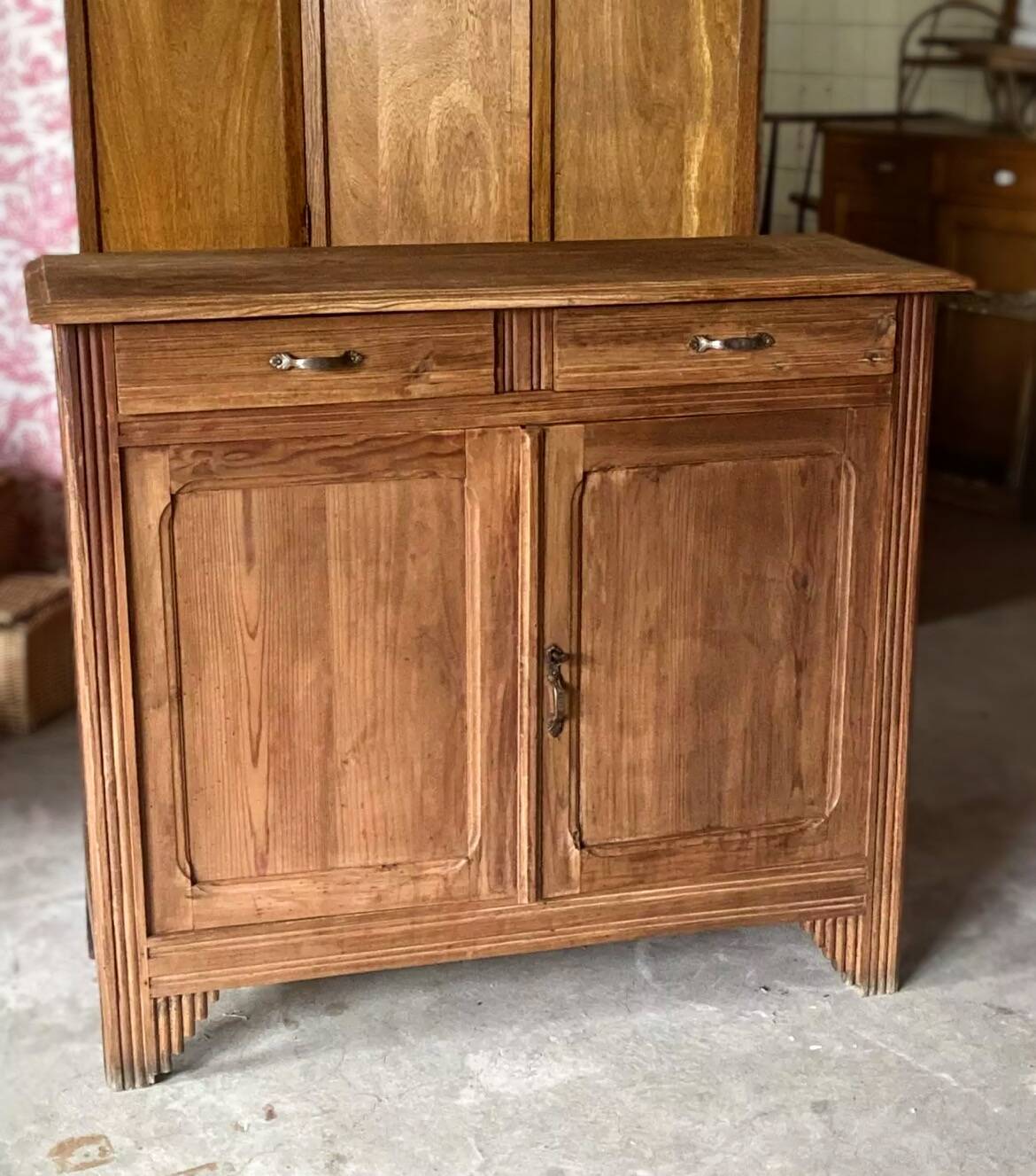 Parisian sideboard in natural wood, circa 1900