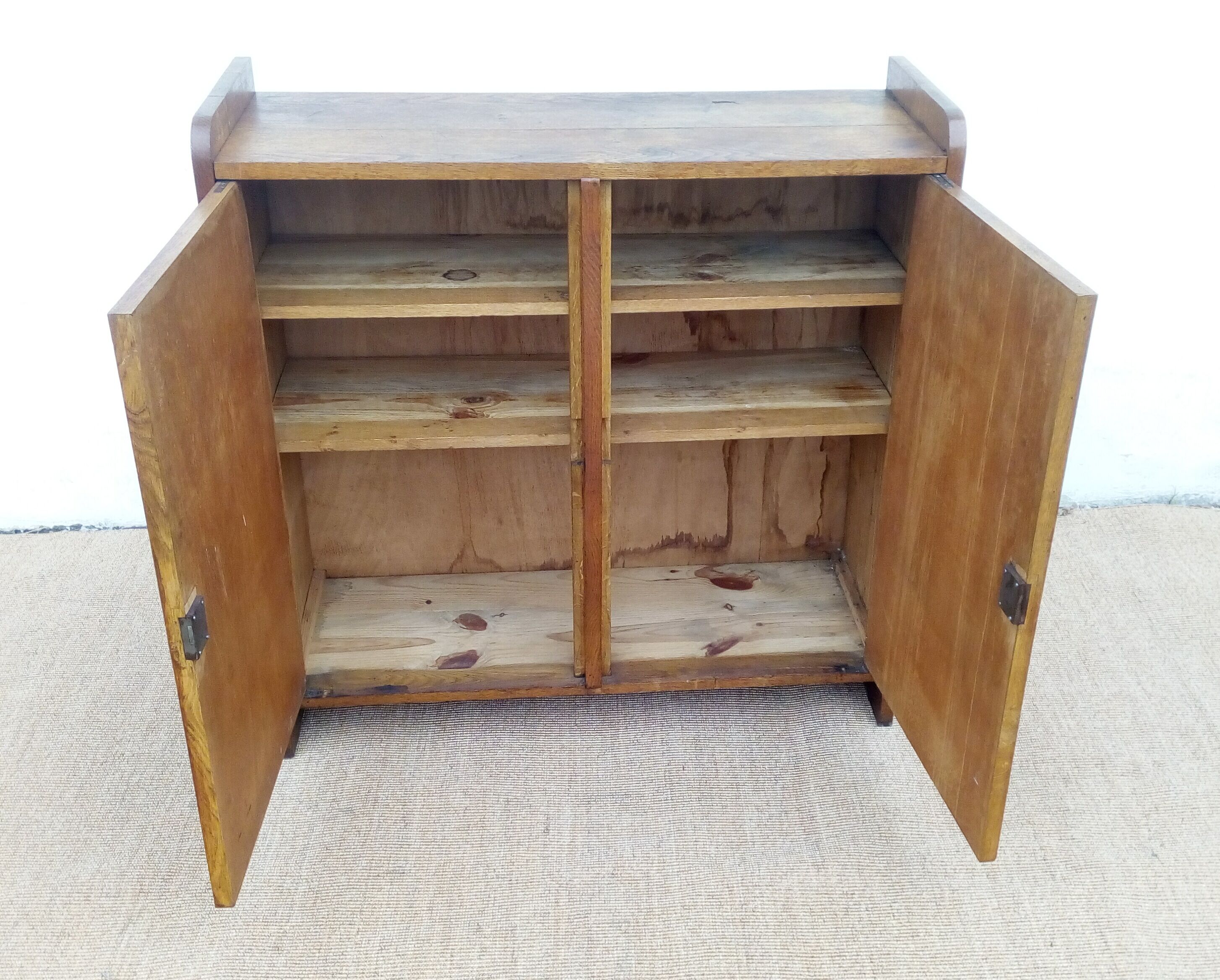 Armoire scolaire