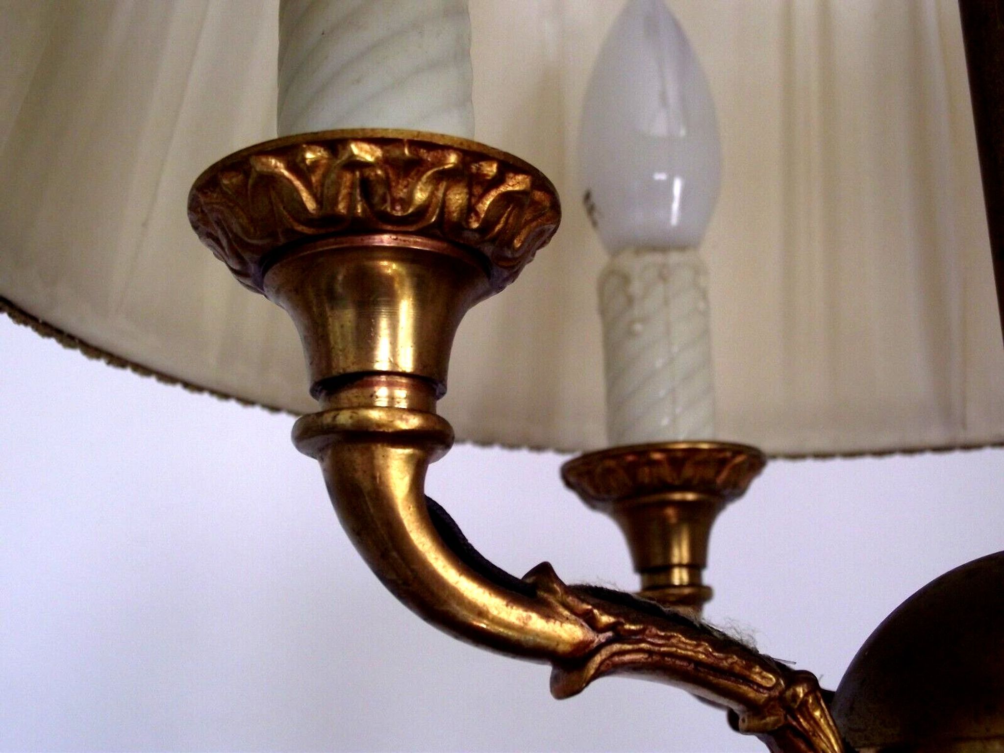 French antique empire style 4 light chandelier pleated cream fabric shade 4311