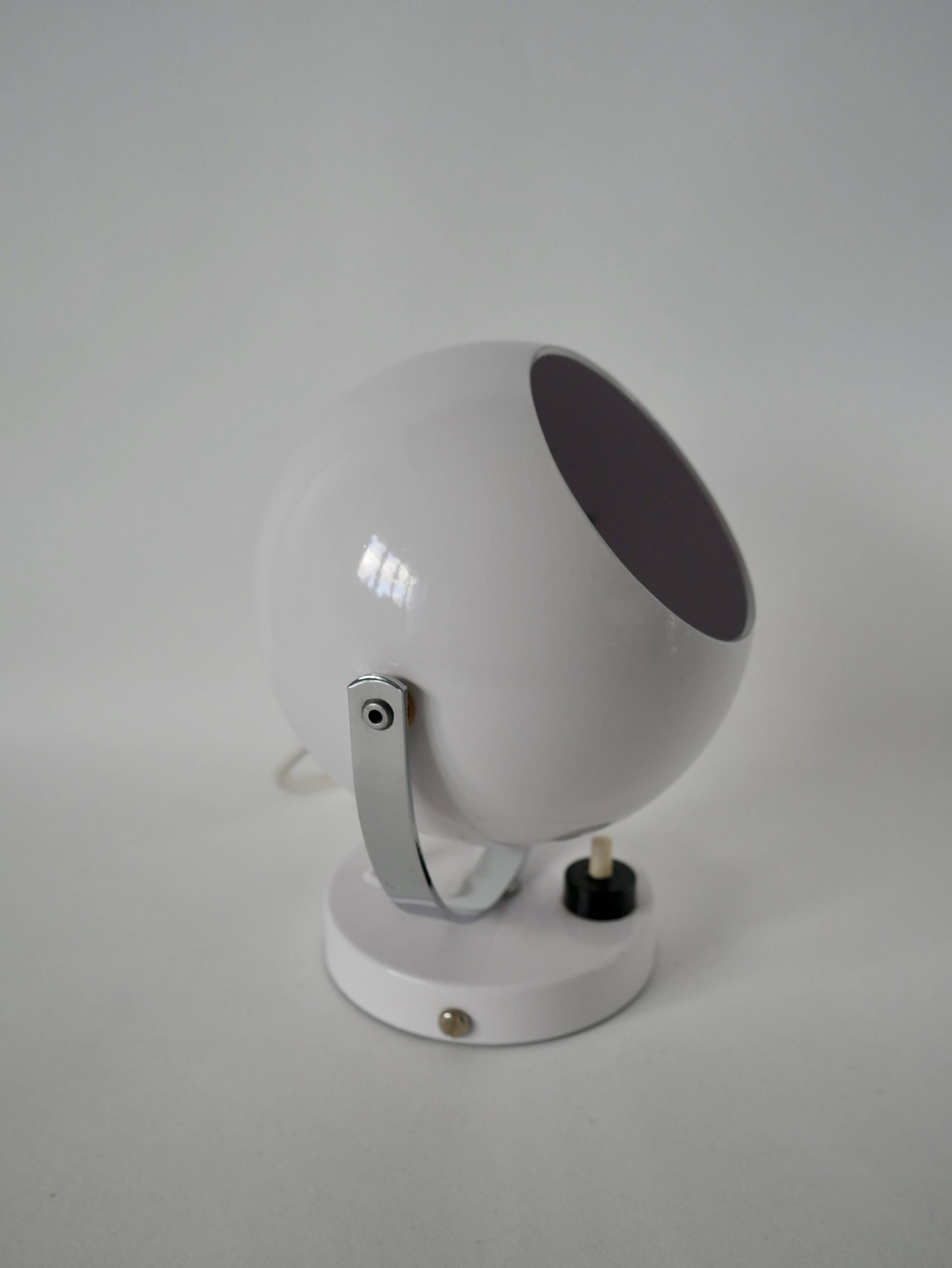 Eyeball space age white wall light from the 70s