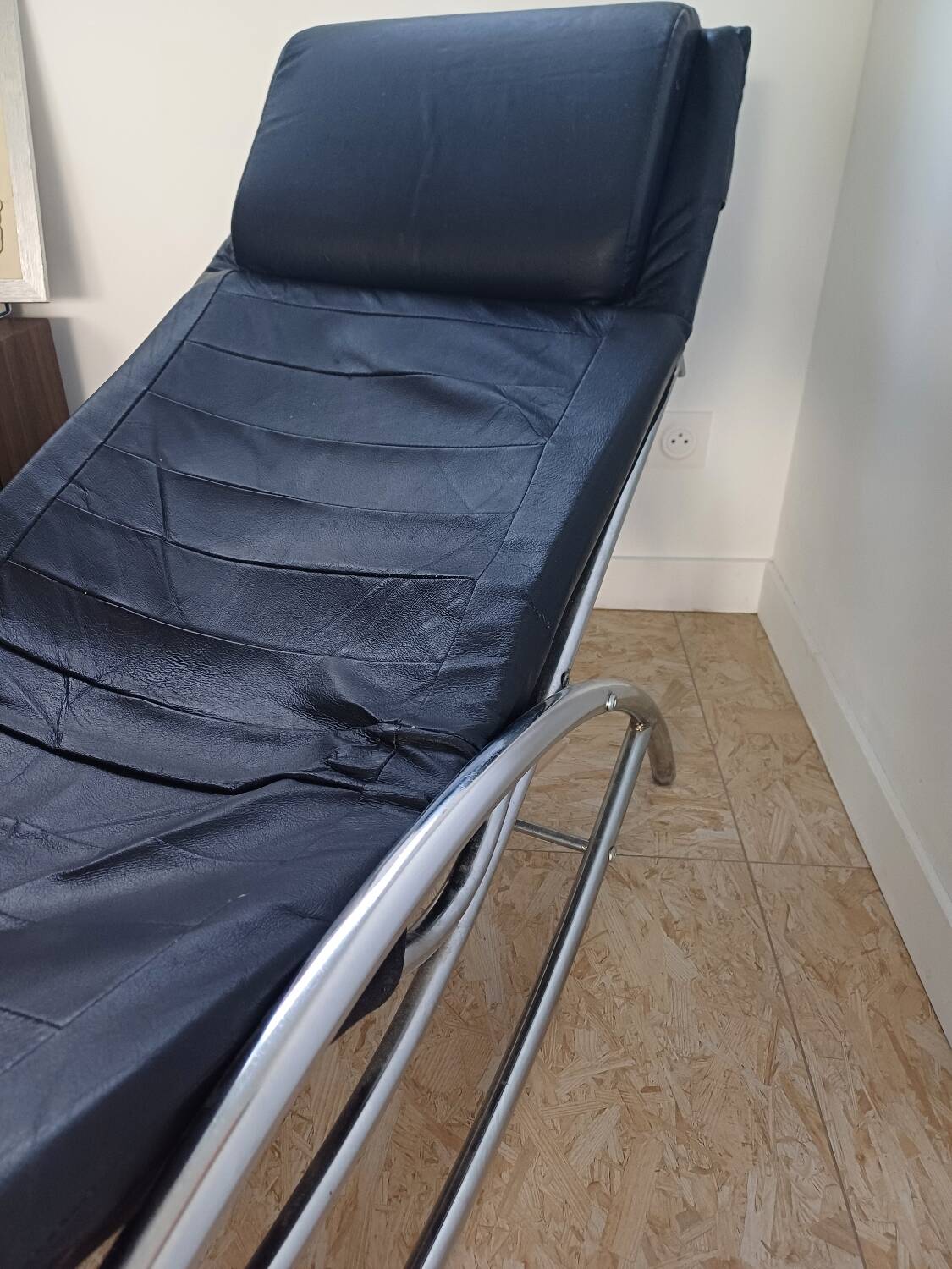 Armchair chaise longue