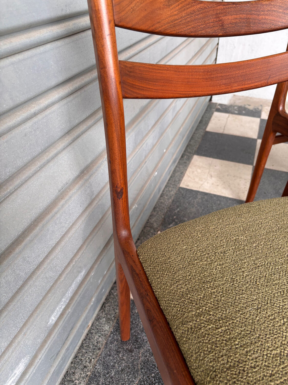 Set of 6 Scandinavian chairs