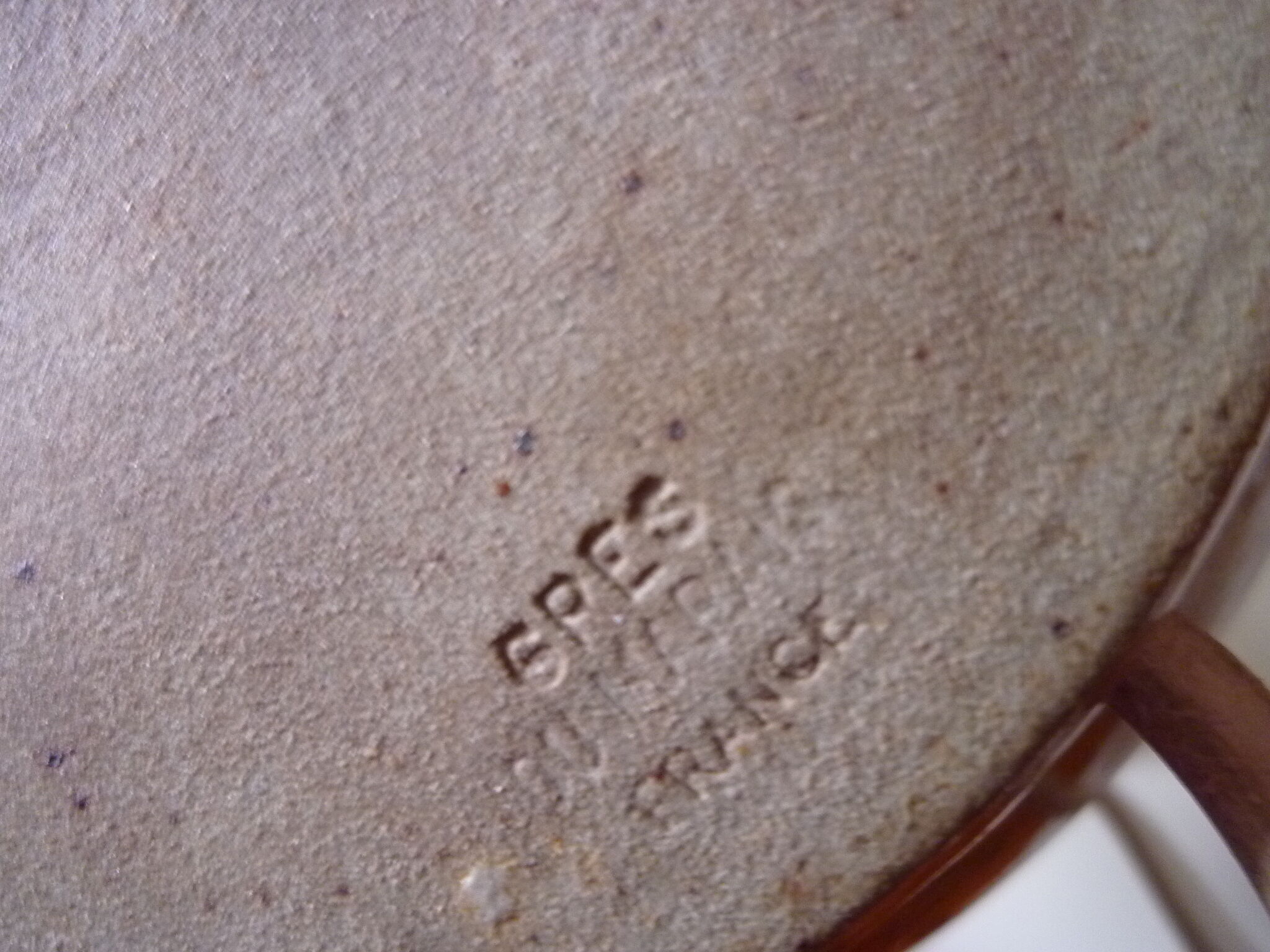 Lamp with sandstone handles