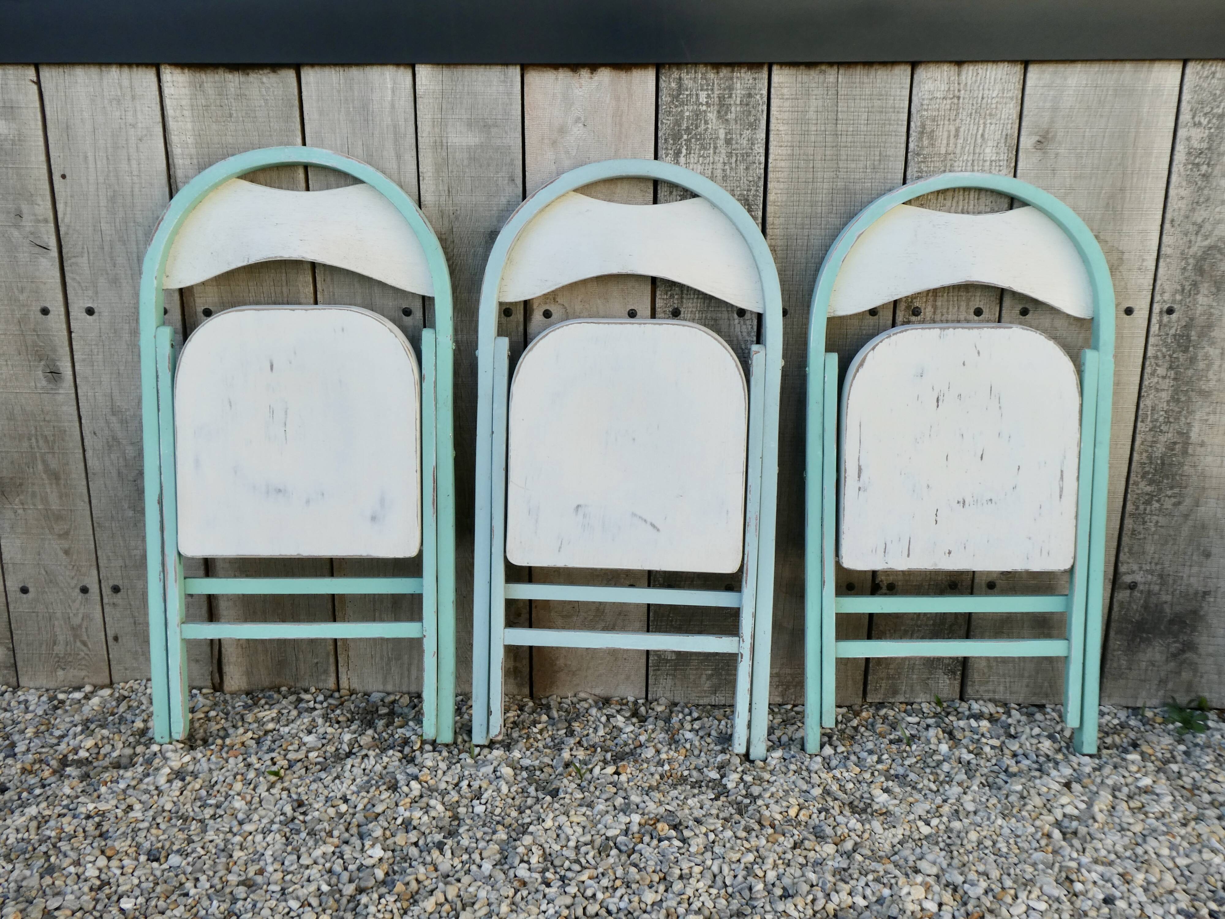 Series of 3 751 model folding chairs from Thonet