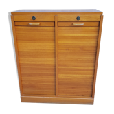 Furniture in oak and Oak veneer double curtain