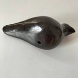 Colombe sculpturale en céramique brun chocolat, 20ème siècle