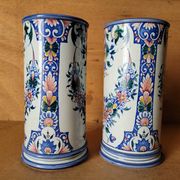 Paire de vase rouleau en faïence de Gien décor Rouen
